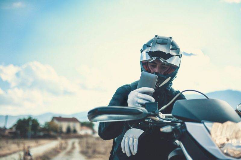 Motorcyclist looking to switch motorcycle insurance with the help of Global Guard